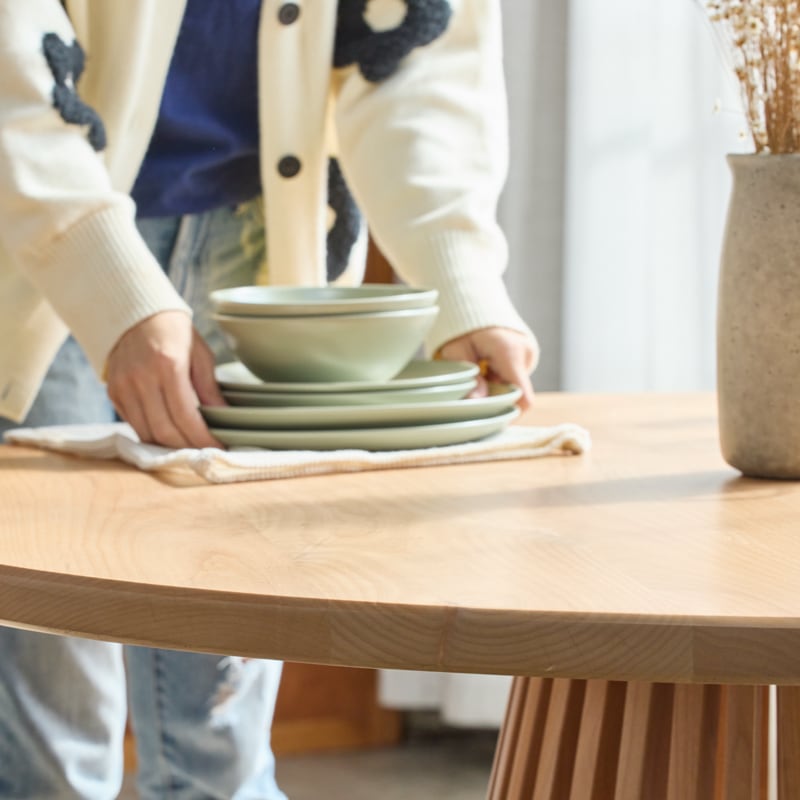 Zero Waste Round Wood Table Avocado Green Mattress