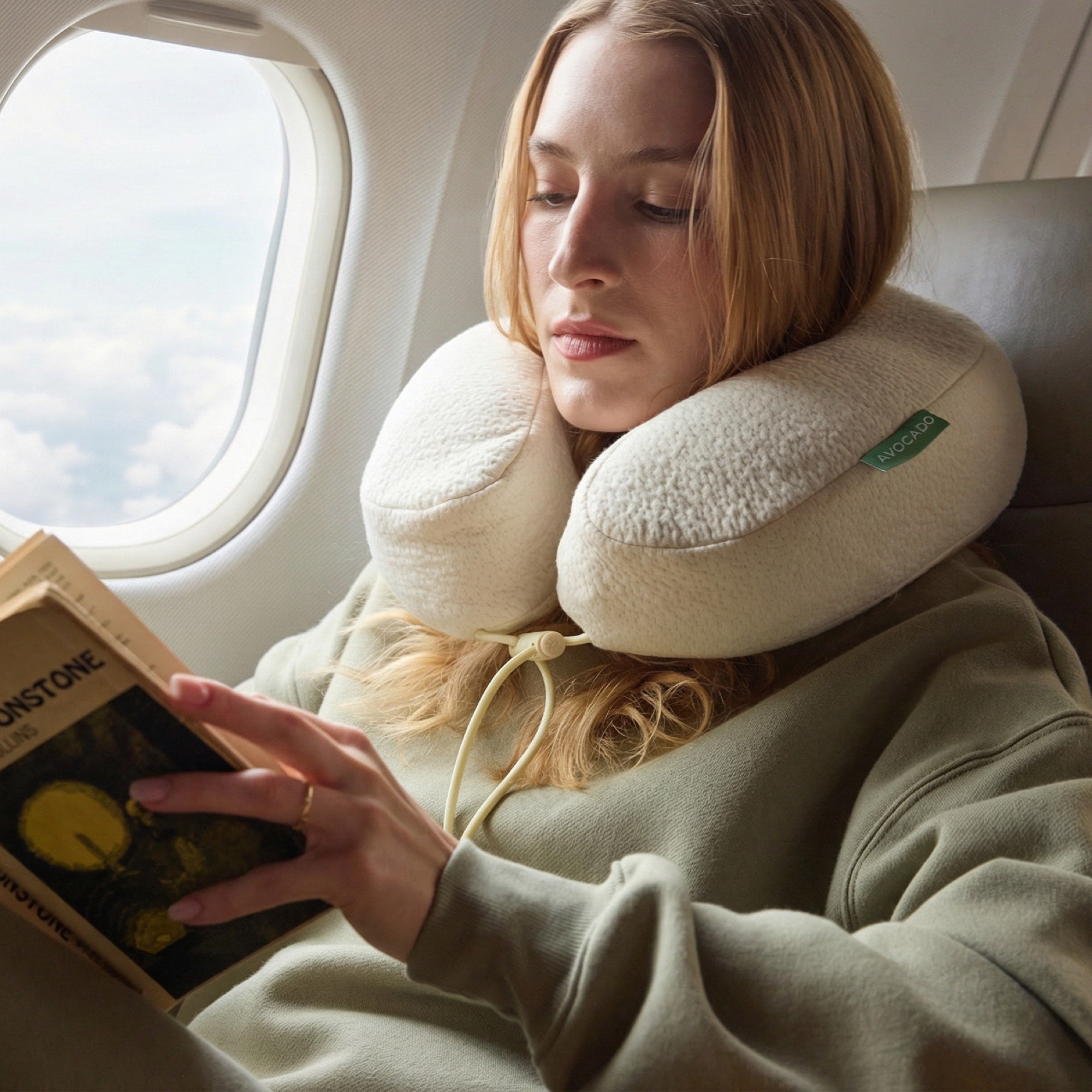 Organic Latex Travel Neck Pillow | Avocado Green Mattress
