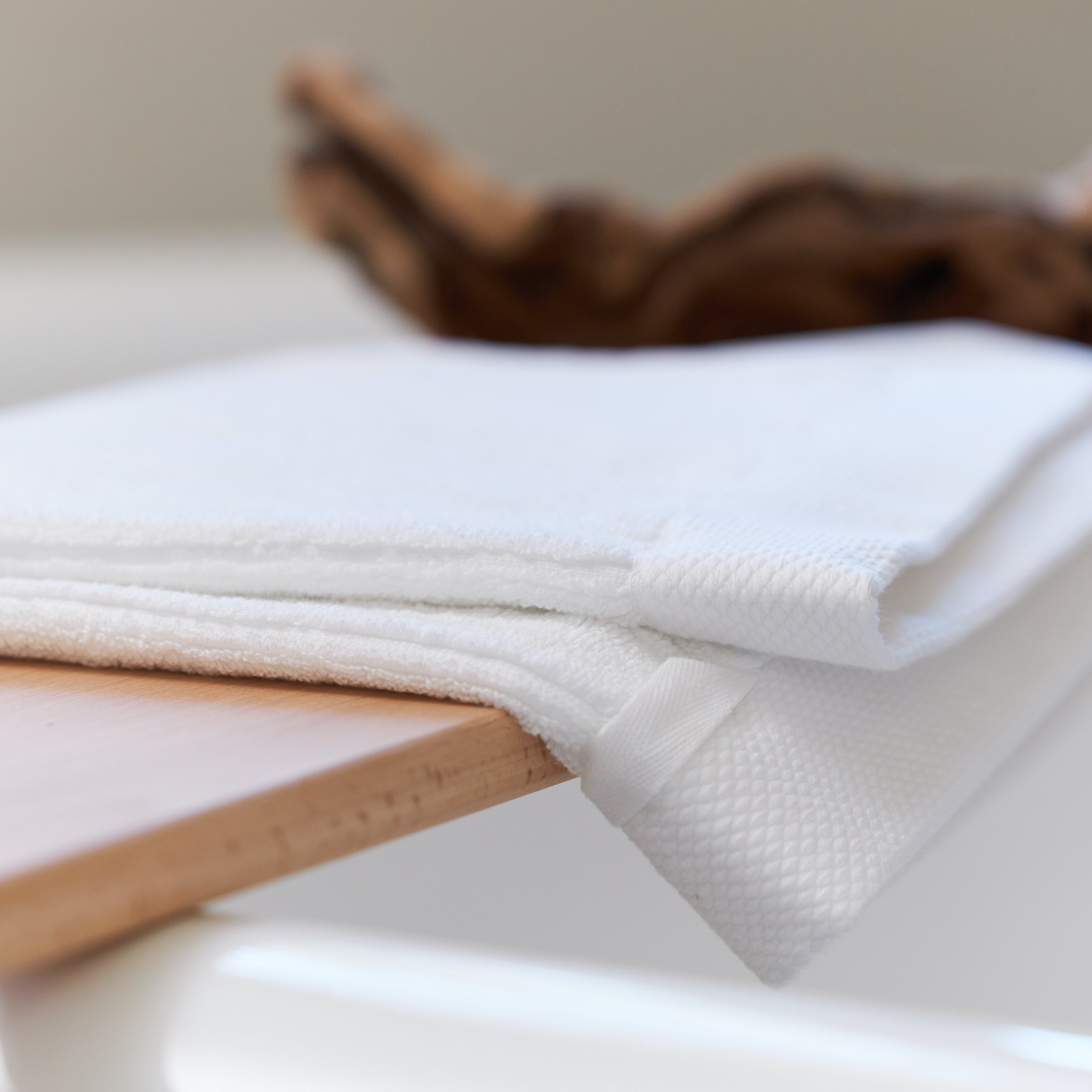 Avocado Green Mattress Luxury Bath Towel - Cloud White