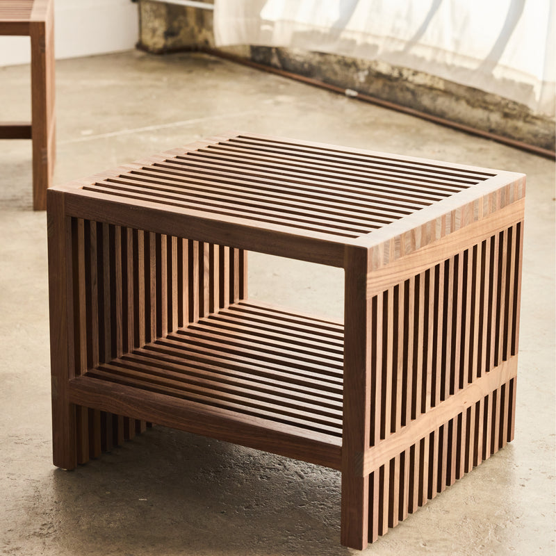 Lamp table with shelf hotsell