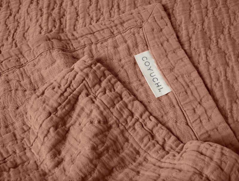 Cascade Organic Matelasse Coverlet - Thumbnail 4