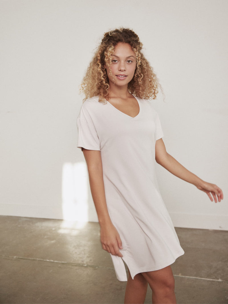 White t shirt deals dress v neck