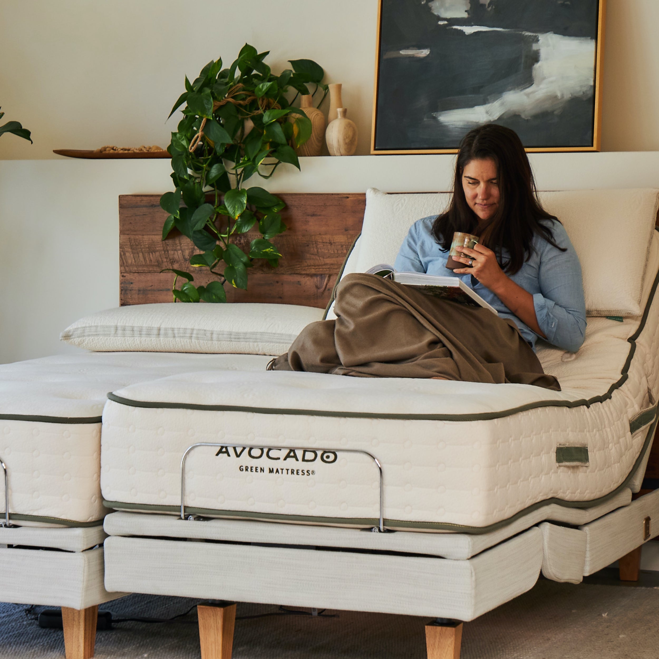 Adjustable Bed Frame With Organic Materials | Avocado Green Mattress®