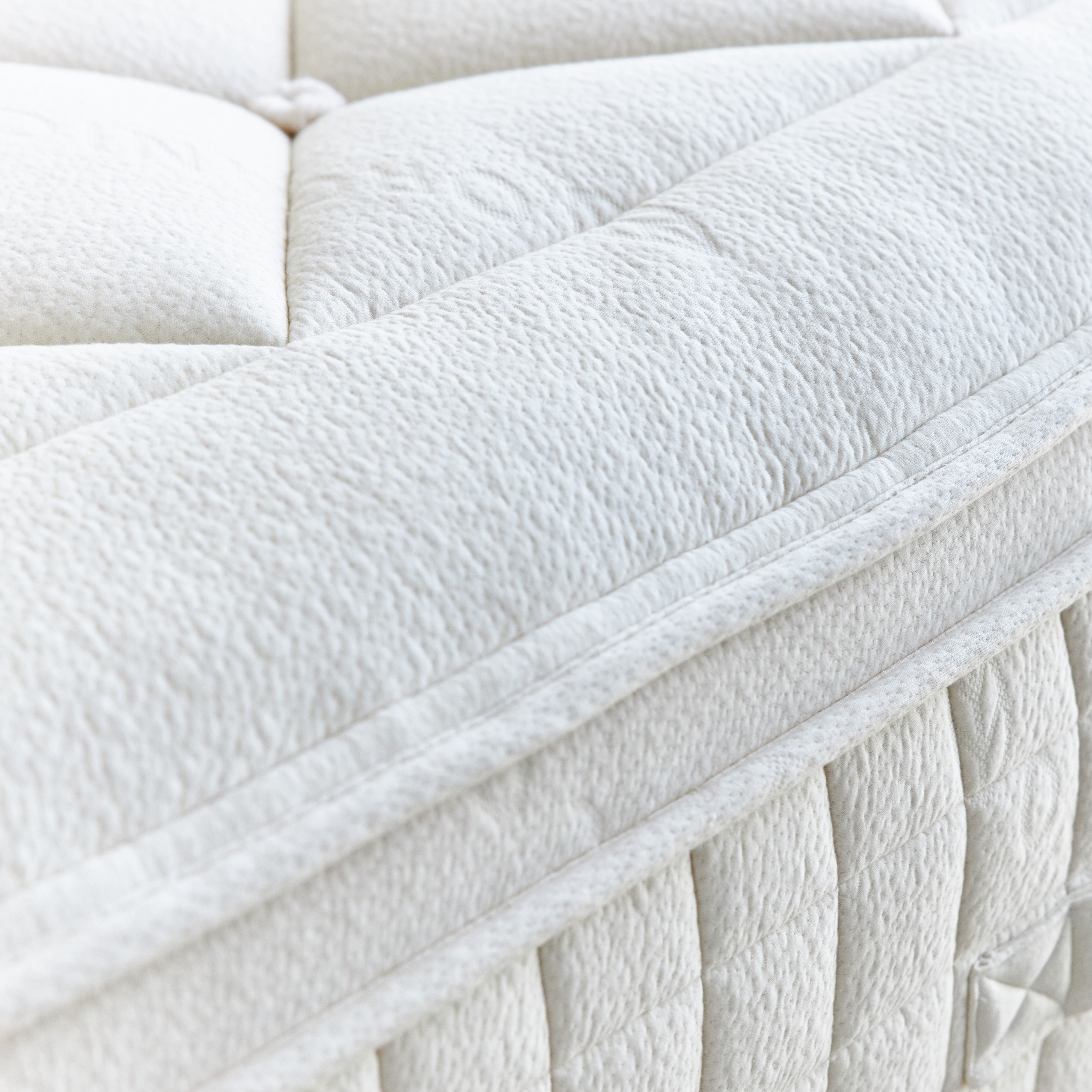 Organic Plush Mattress Soft Mattress Avocado Green Mattress®